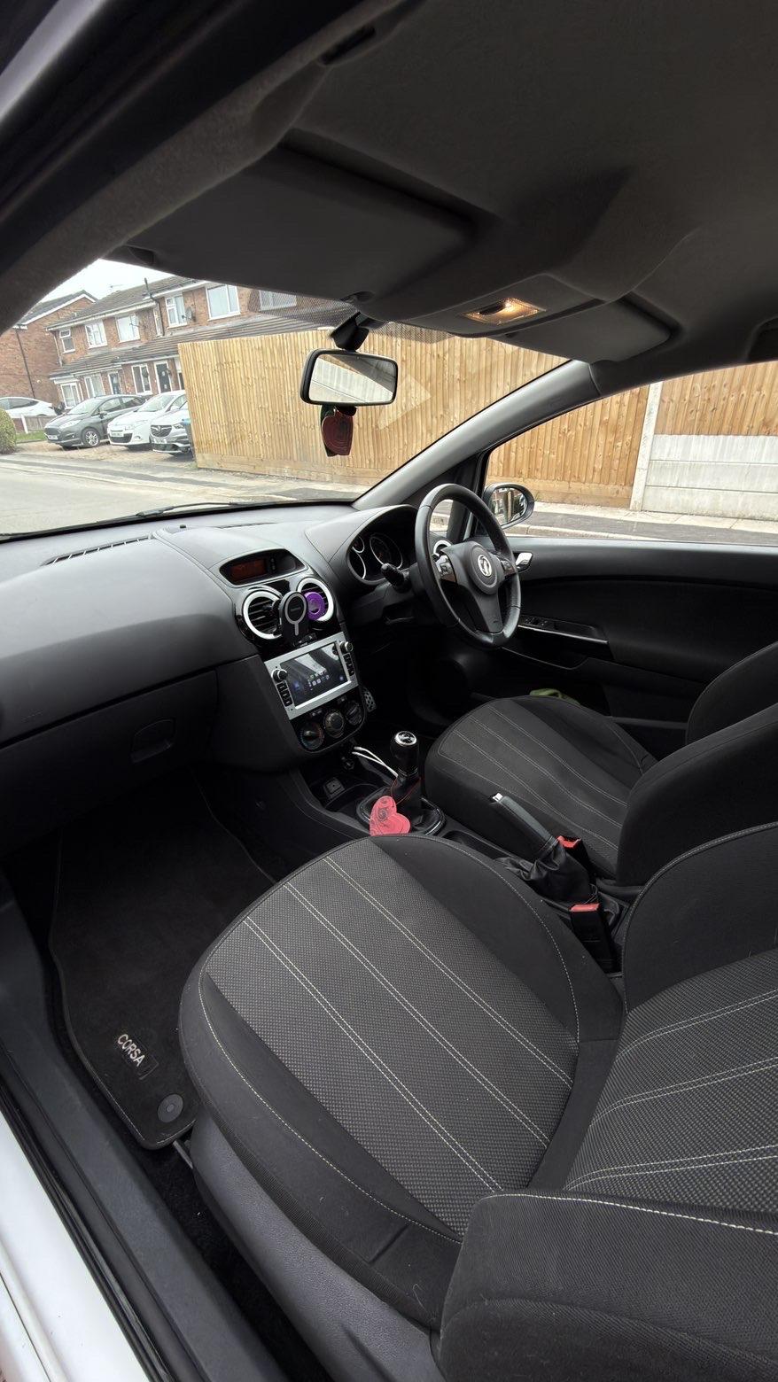 Vauxhall Corsa 1.2 16V Limited Edition Hatchback 3dr Petrol Manual Euro 5 (85 ps)