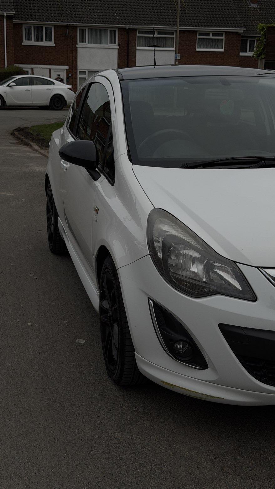 Vauxhall Corsa 1.2 16V Limited Edition Hatchback 3dr Petrol Manual Euro 5 (85 ps)