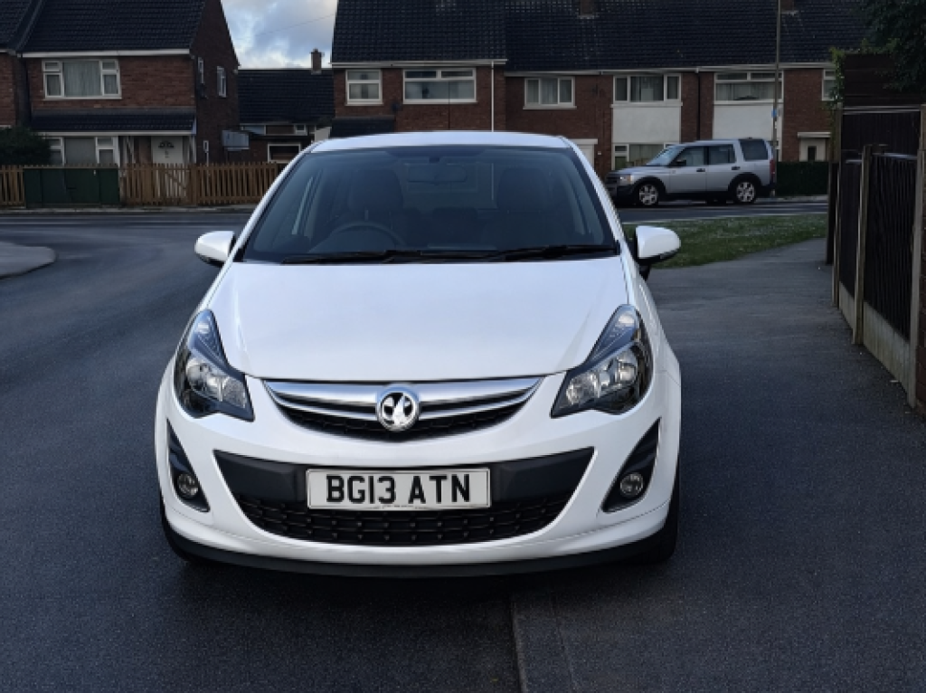 Vauxhall Corsa 1.2 16V Limited Edition Hatchback 3dr Petrol Manual Euro 5 (85 ps)